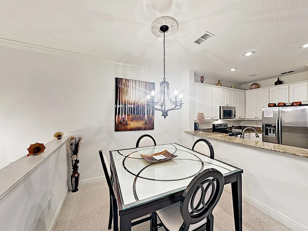 New Listing! Townhome W/ Pools & Balcony, By Beach 2 Bedroom Townhouse