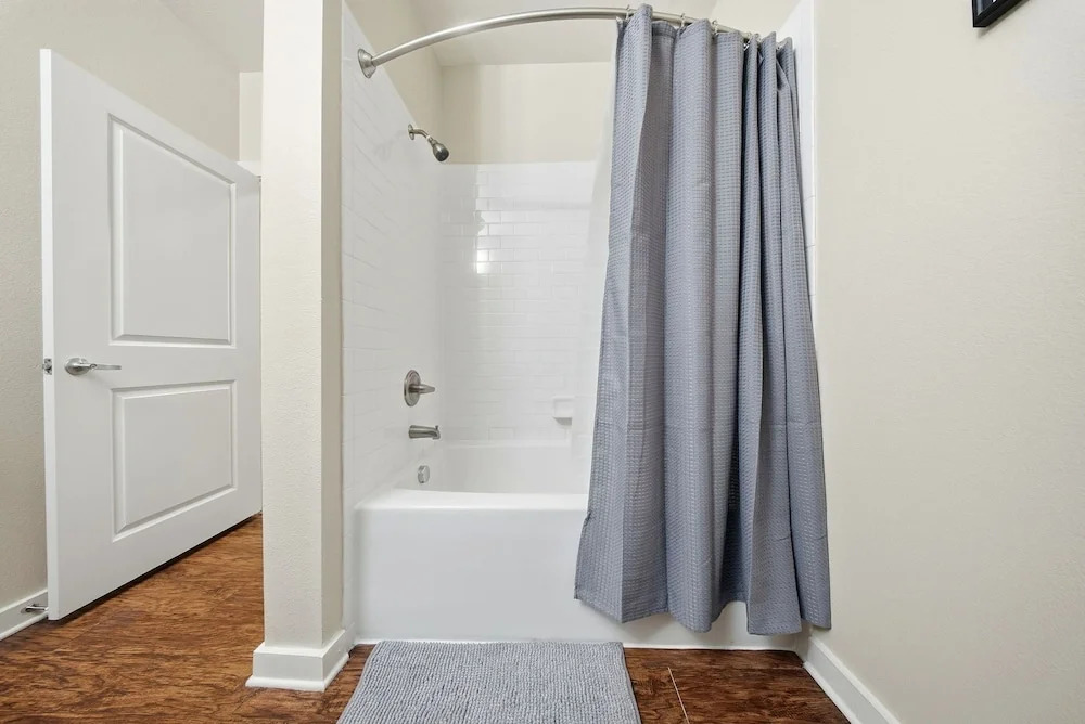 Stylish 2BR w Balcony Pool Pet-friendly 15