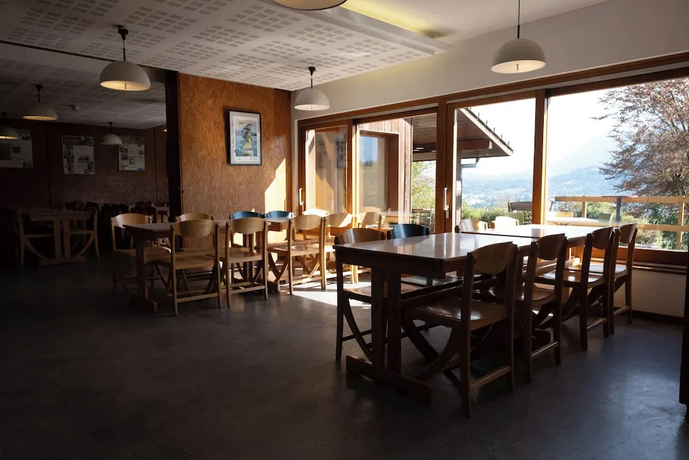 Auberge de Jeunesse Hi Annecy