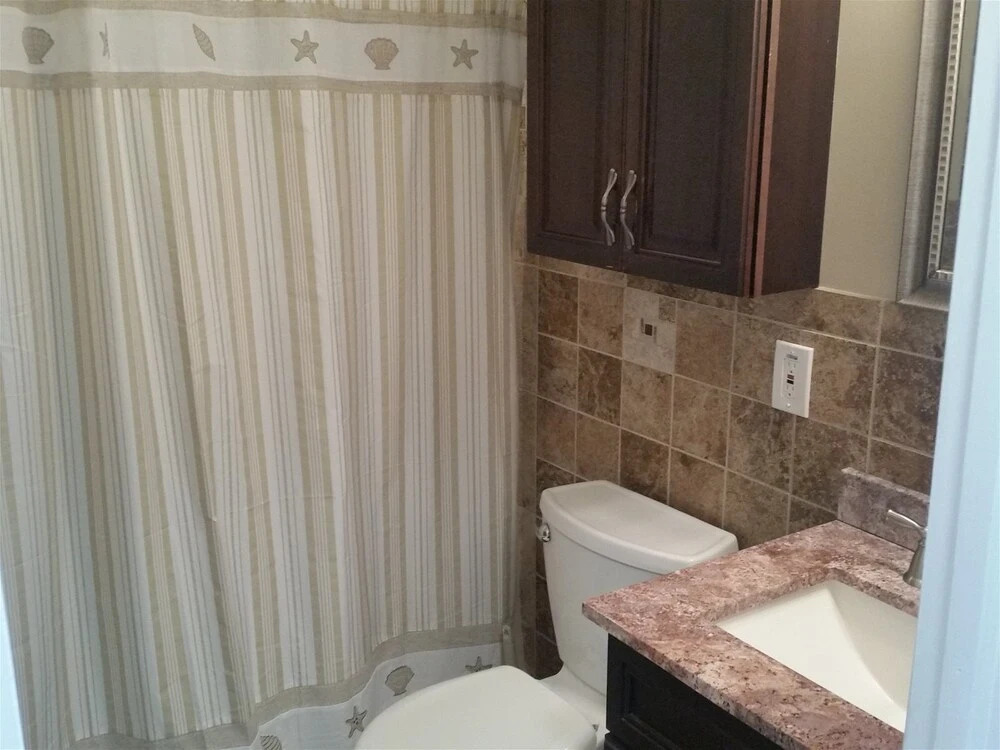 NW302 East Marina Court, Unit B2