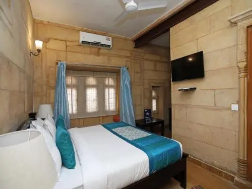OYO 8100 Hotel Naman Haveli