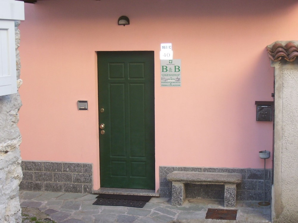 Bed & Breakfast Località Manzoniane