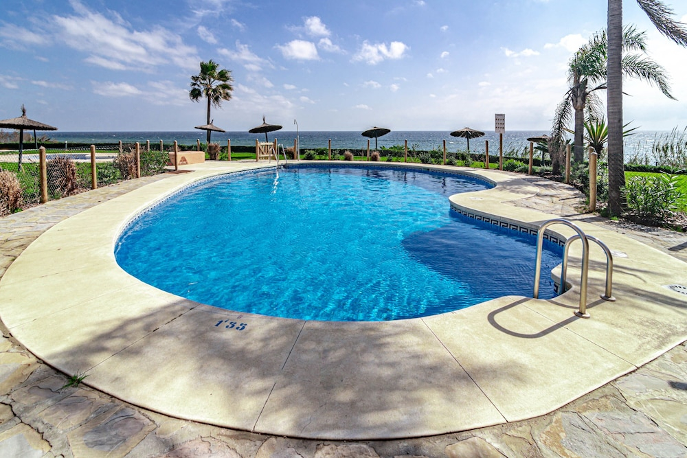 Bb.b5 - Spacious Apartment With Amazing View