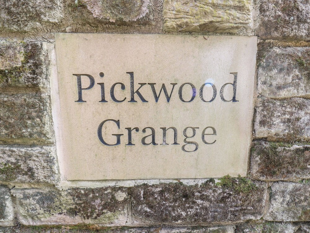 Pickwood Grange