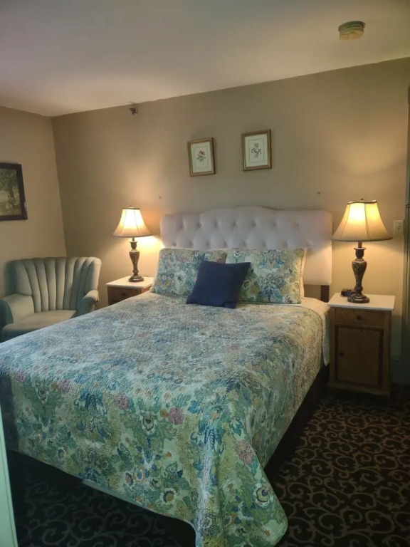 The Lafayette Inn