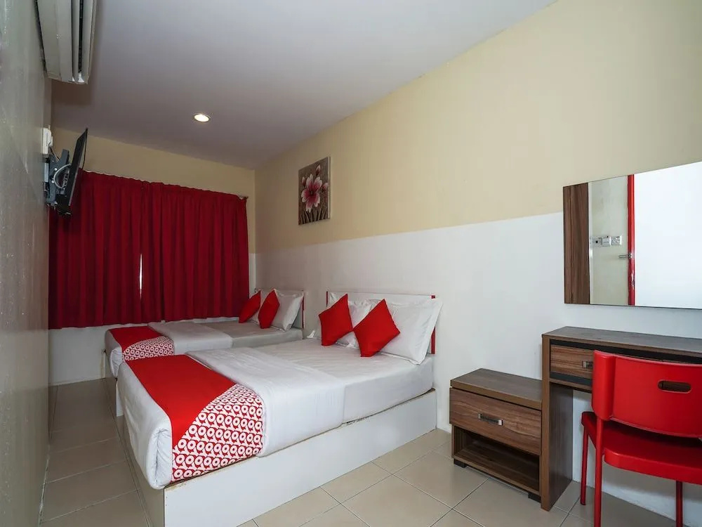 Swing & Pillows - My Home Hotel Wangsa Maju