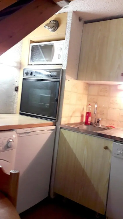 Studio in Aiguilles, With Wonderful Mountain View and Wifi - 5 km From