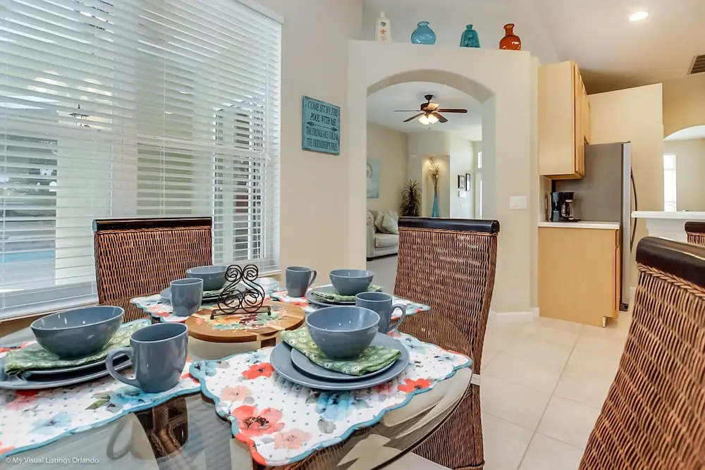 Fantastically Decorated 4 bed 3 Bath