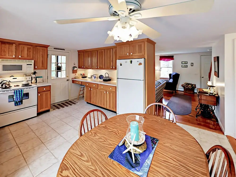 Daisy Street 12 - 4 Br Home