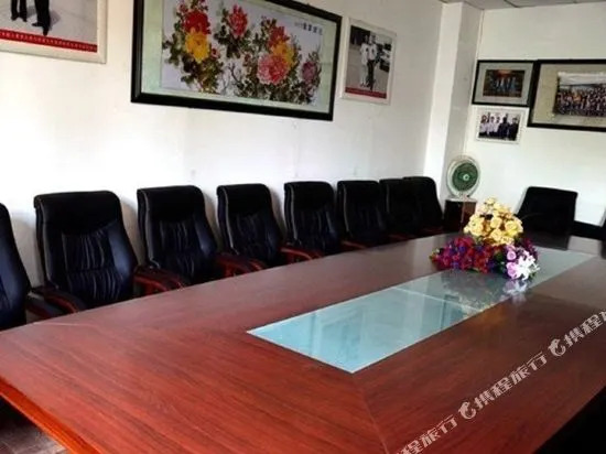 Xiya Express Hotel