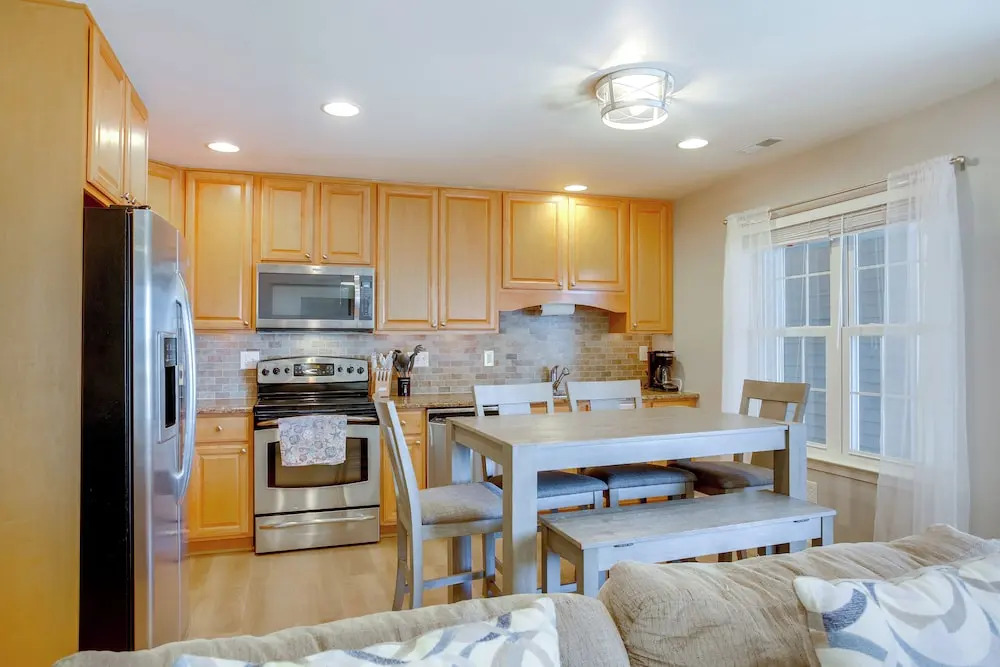 Brigantine Condo - Steps to the Ocean!