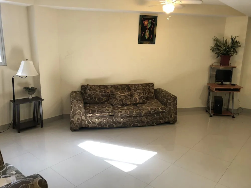 FRF Hotel
