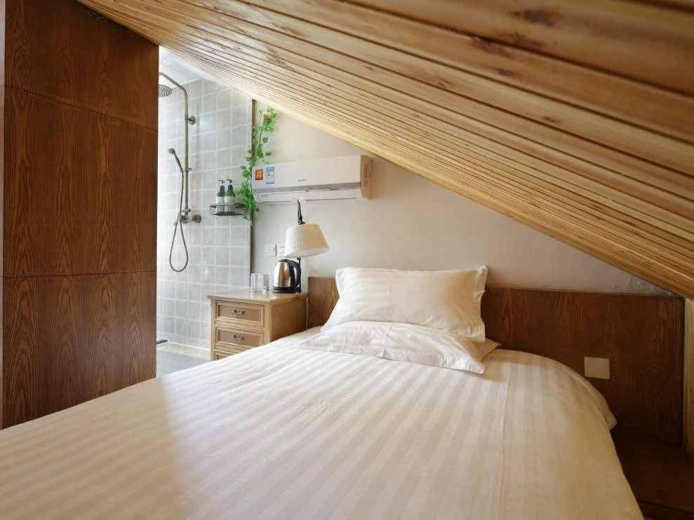 V Theme Inns Hangzhou Lingyin Villa Branch