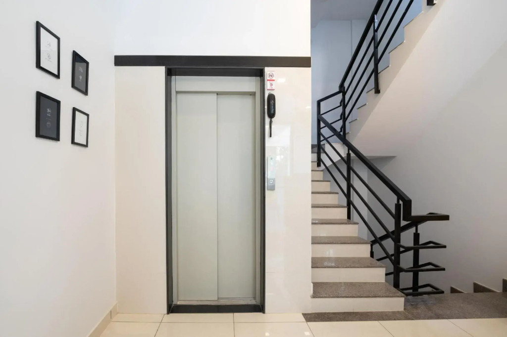 SilverKey Executive Stays 27924 Yelahanka New Town