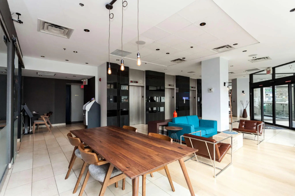 Bond Place Hotel