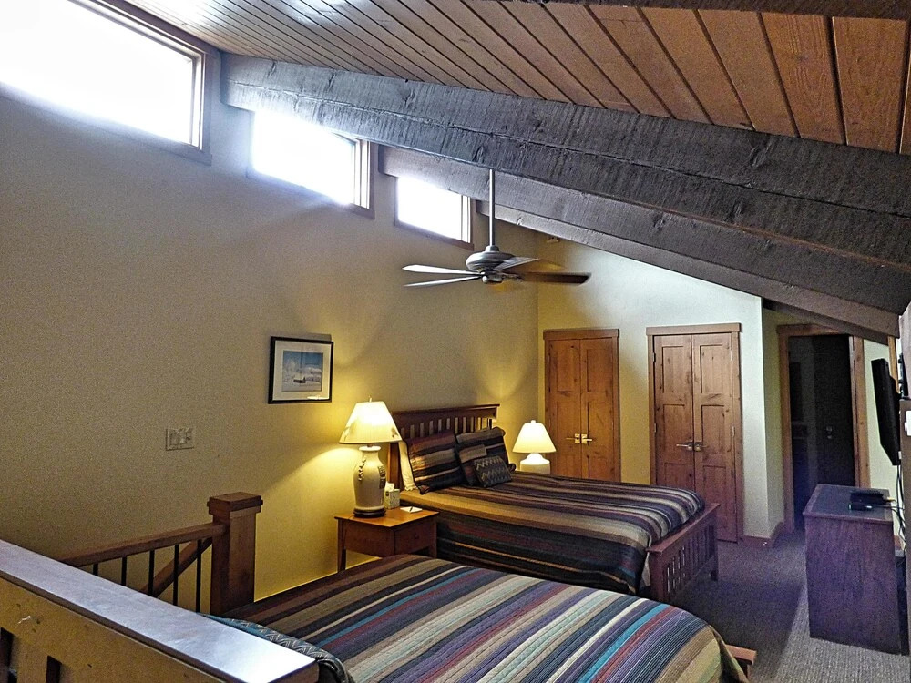 Lift Tickets Newly Remodeled Sleeps 8 Pool, Hot Tubs,fireplace, Private Deck