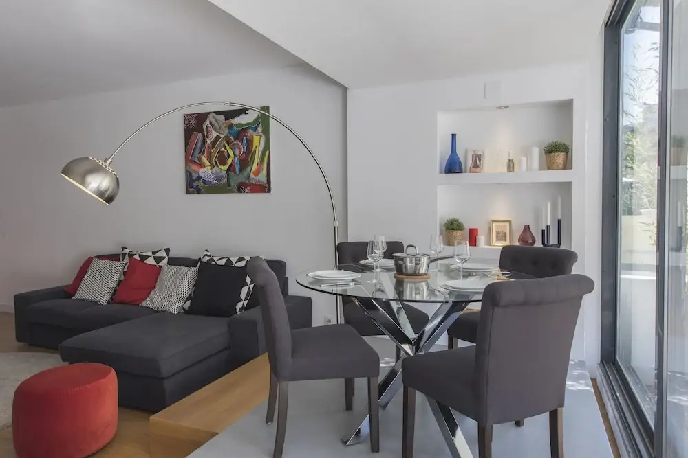Marquês de Pombal Terrace by Lisbon Village Apartments
