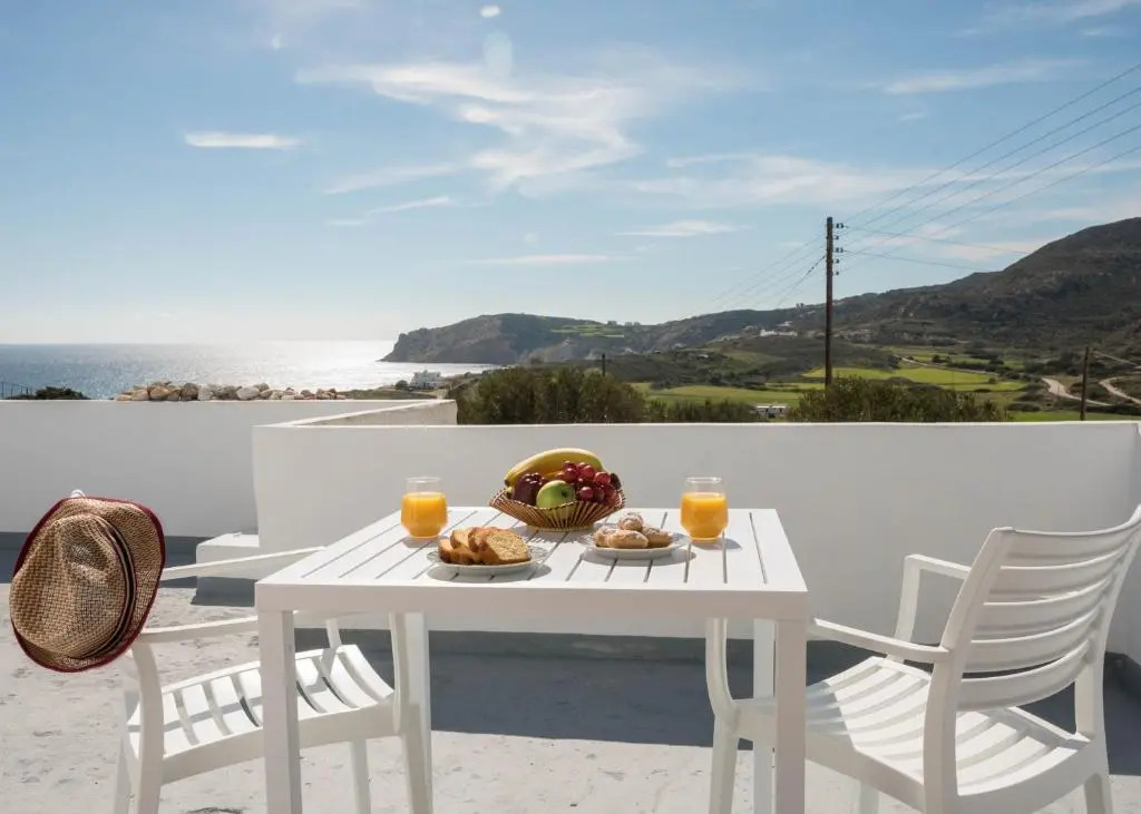 Sarantis Suites & Apartments
