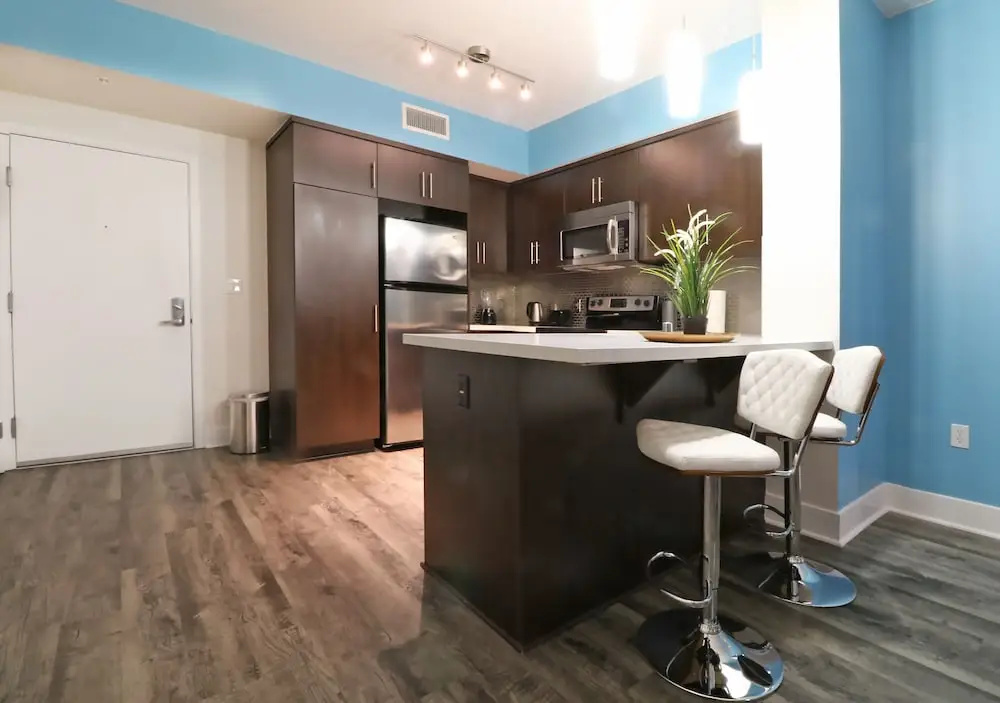 Hollywood Walk of Fame Apartments