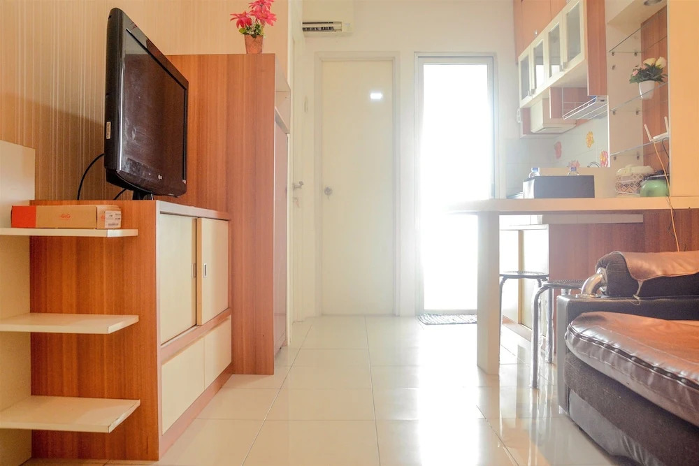 2Br Homey Green Palace Kalibata Apartment