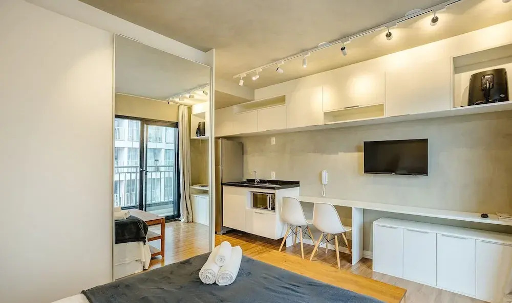 Your Complete Stay in the Best Location of Indianopolis, Just Steps From the Metro - ISM