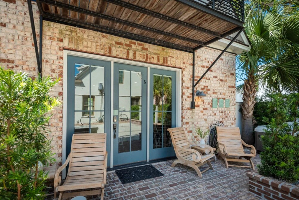 The Chapel Compound by AvantStay 3 Home Buyout w Hot Tub In Fantastic Charleston Location