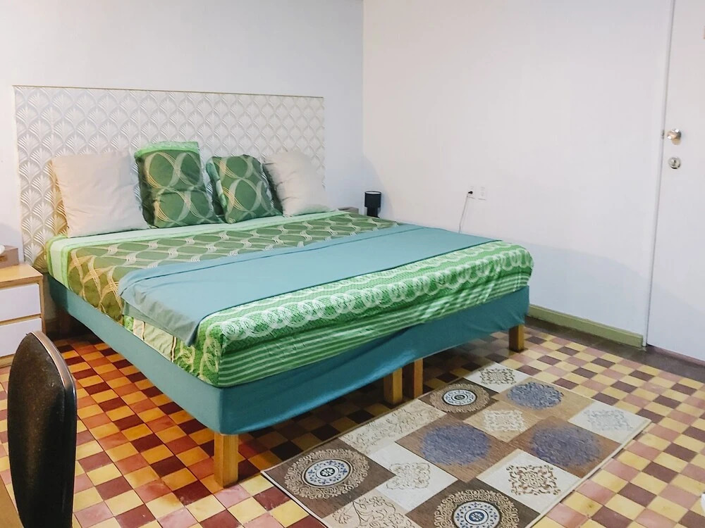 Remarkable 1-bed Apartment in Willemstad