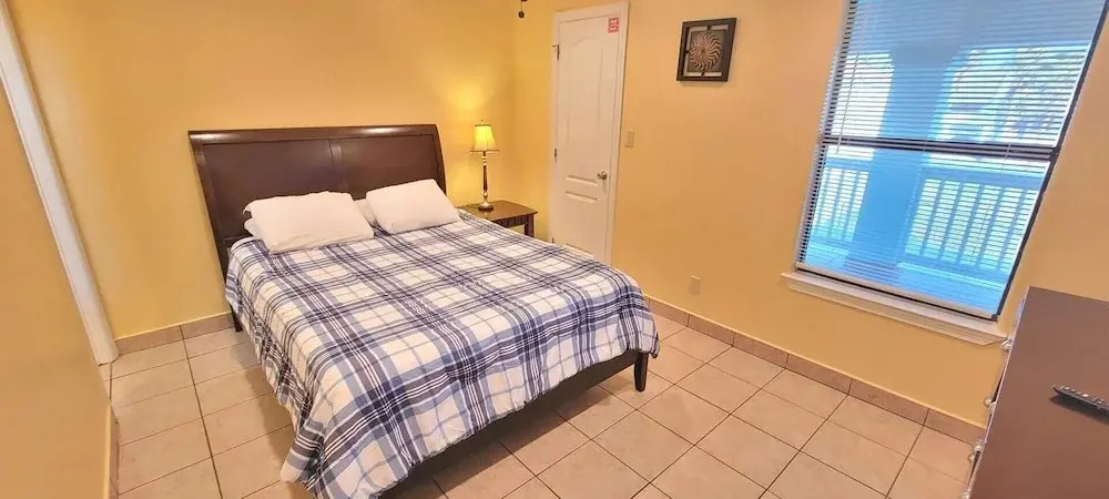Lantana Retreat #3 3 Bedroom Condo by RedAwning