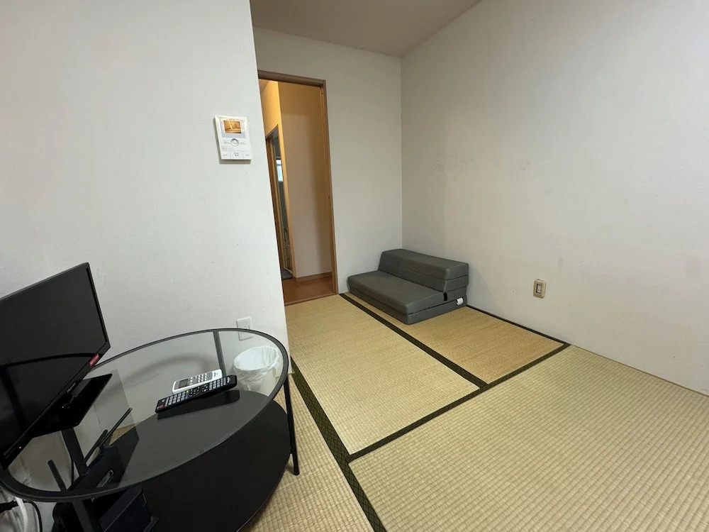 Higashimikuni House