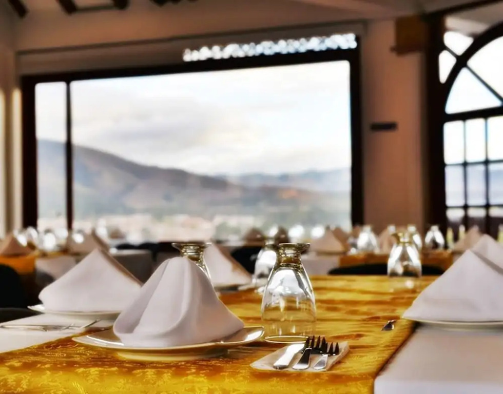 Hotel Puente Piedra