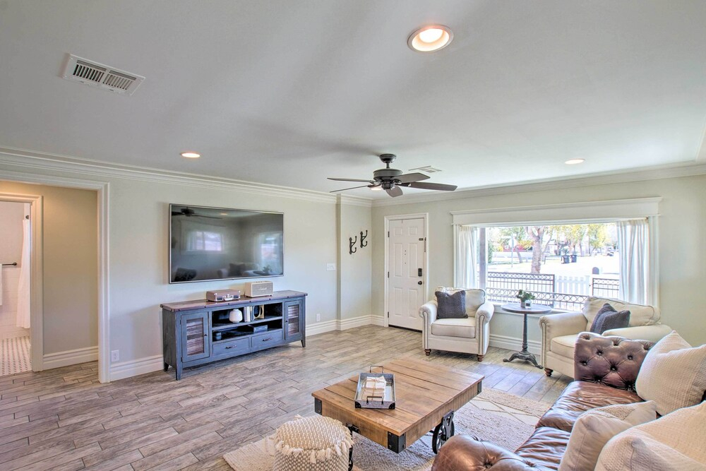 Families w/ Pets Welcome! Dtwn Gilbert Retreat