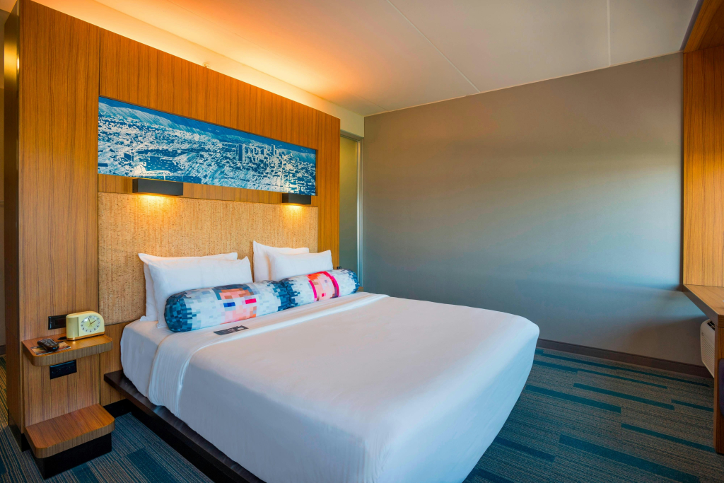 Aloft by Marriott Portland Airport at Cascade Station