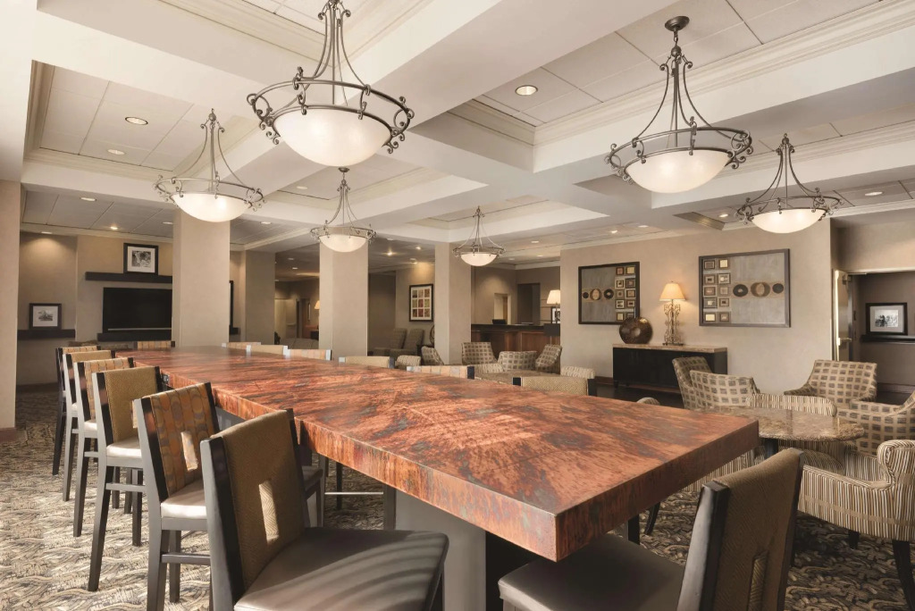 Hampton Inn & Suites Country Club Plaza
