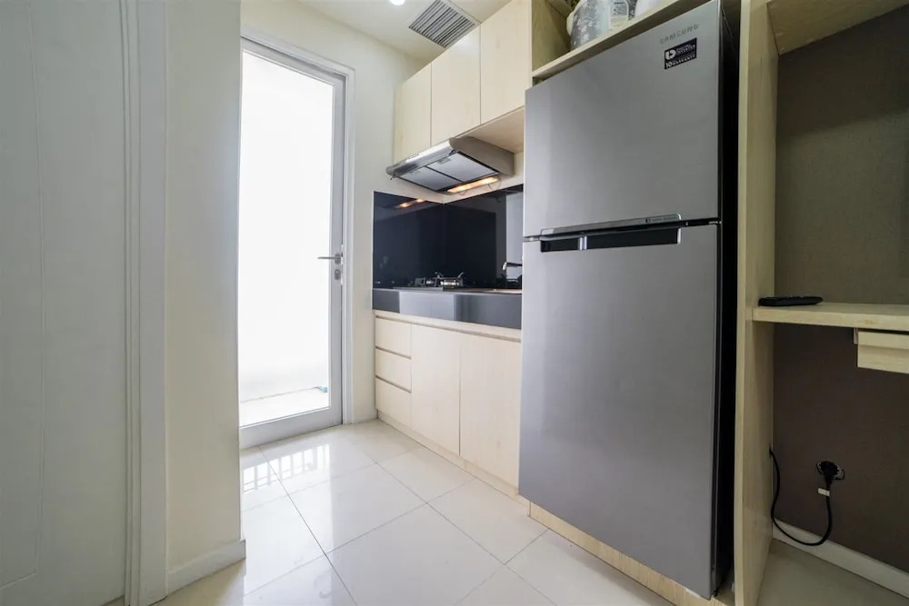 Homey Apartment at Parahyangan Residence near Parahyangan University