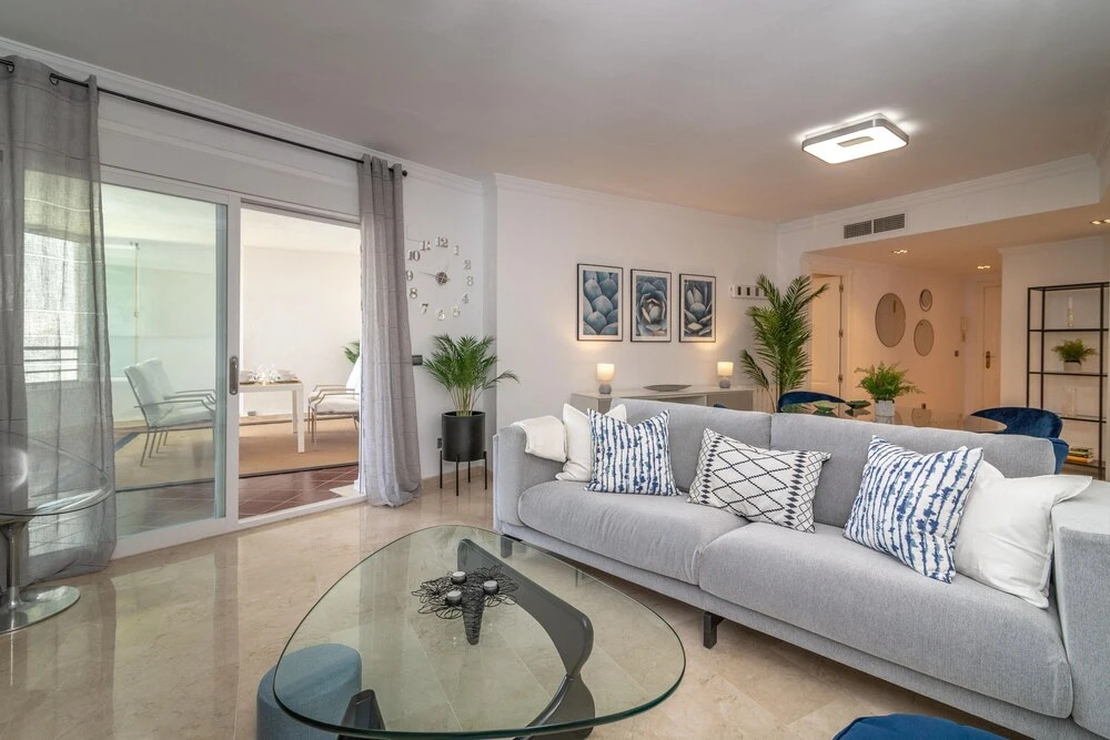 Comfy And Stylish Puerto Banus Apartment