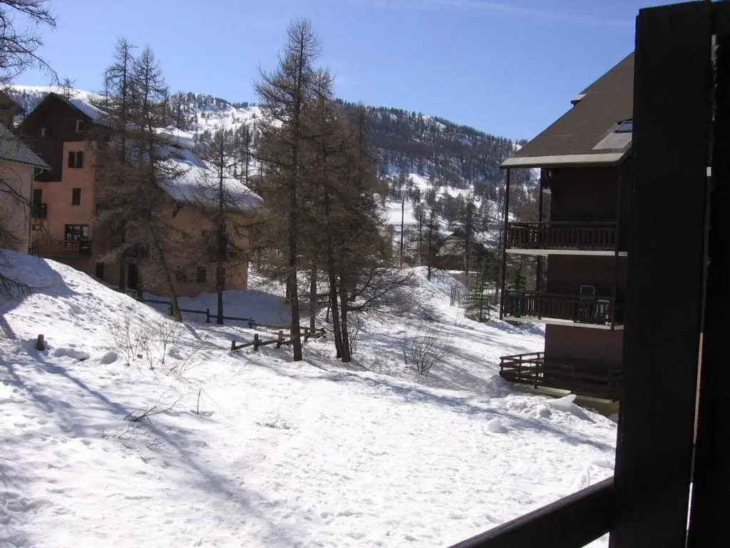 Appartement Risoul, 1 pièce, 4 personnes - FR-1-330-92
