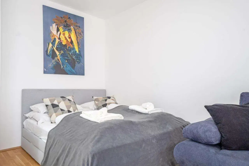 Meraki Apartment