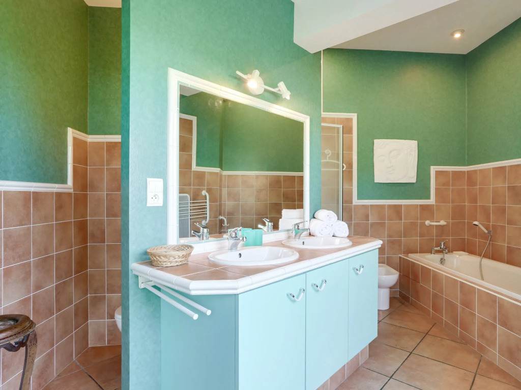 Holiday Home Les Pinasses by Interhome
