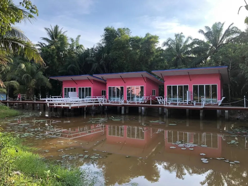 Bua Villa