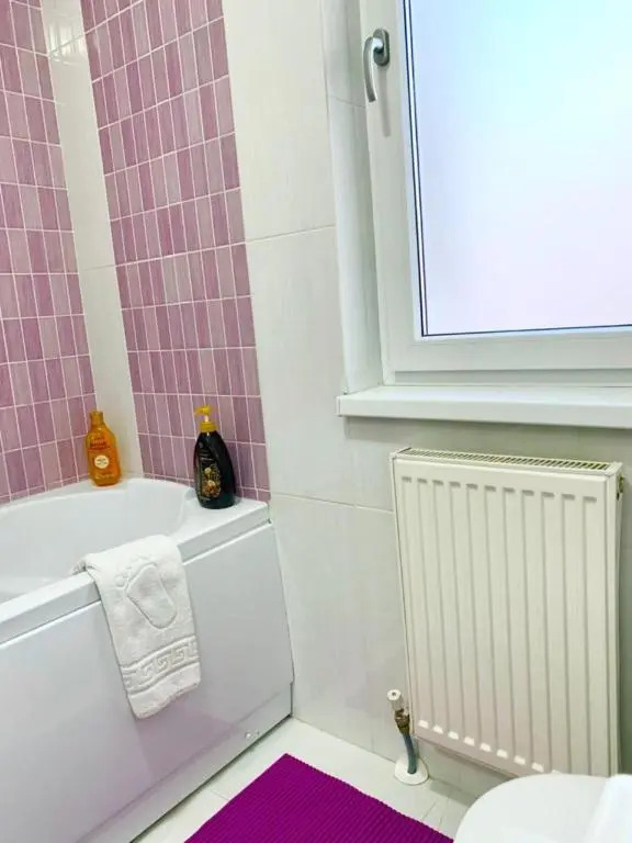 3-room Apartment 5 minutes to Palas, Large & Very Clean