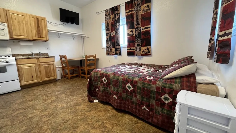 Denali Rainbow Village RV Park and Motel