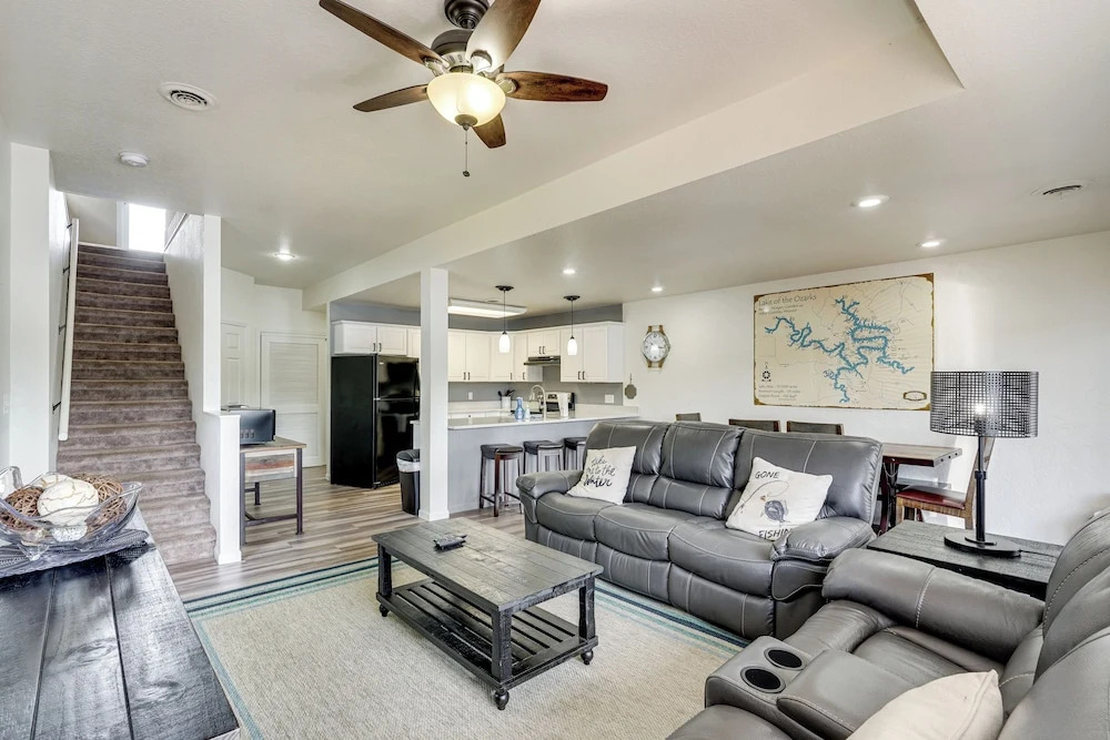 Boat Dock & Slip Access: Lake of the Ozarks Gem