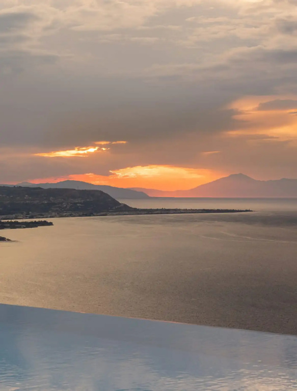 ​Le Grand Bleu Resort