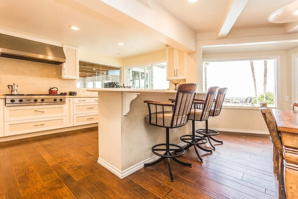 Oak Hills by Avantstay Panoramic View, Pool, Spa