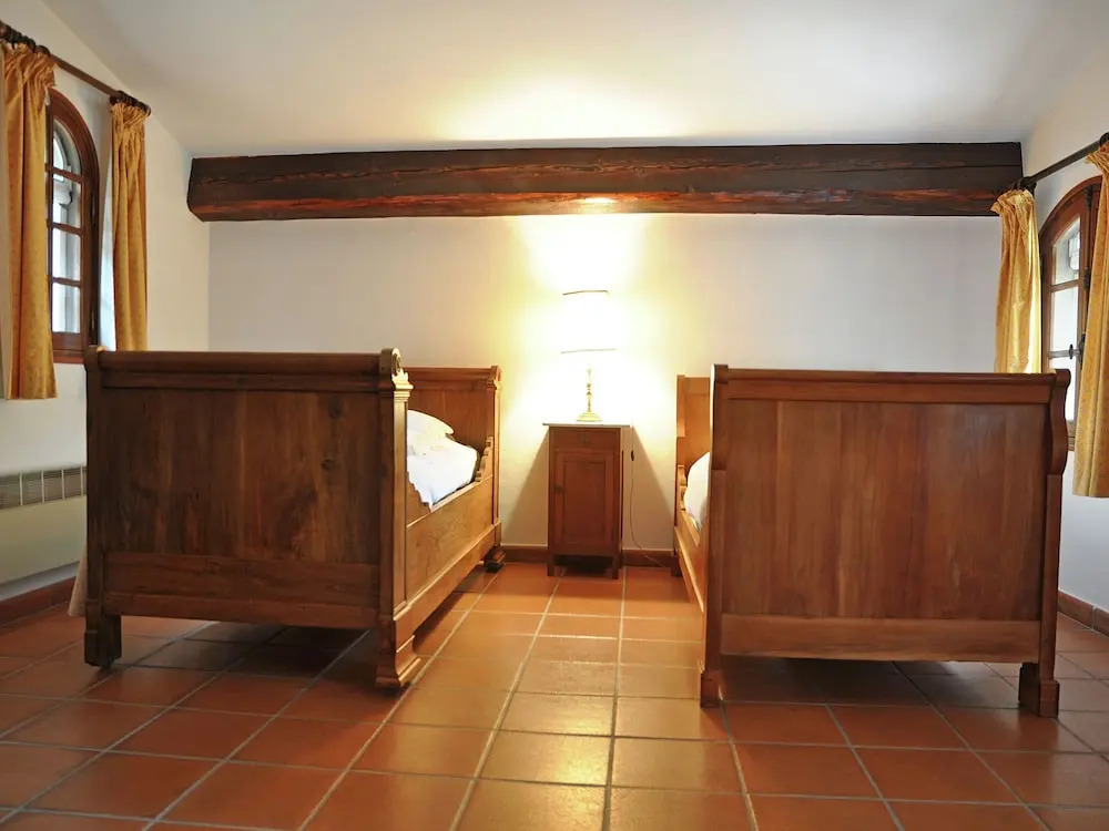 Charming Villa in Callas With Private Swimming Pool
