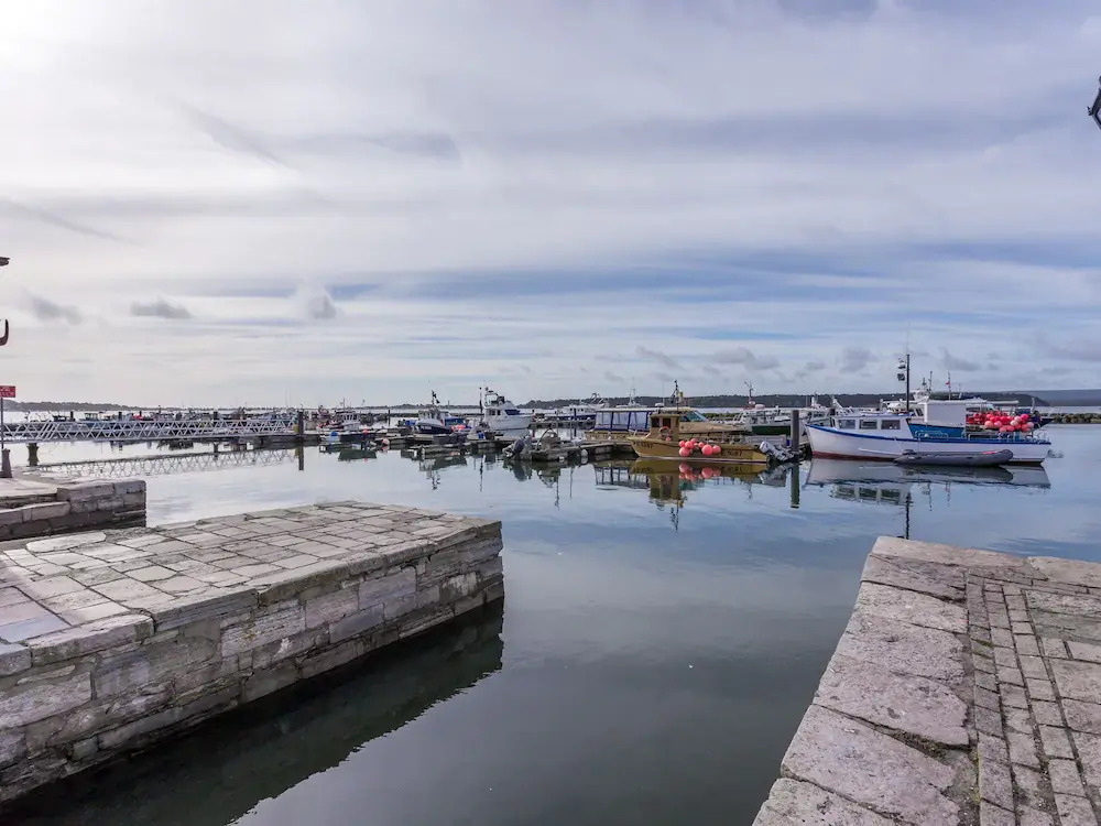 Les Bateaux - Frontline Views of Poole Quay from Balcony
