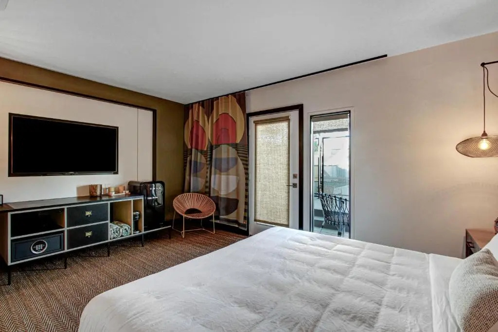 Mahala - 21 and Over - A Town & Desert Boutique Hotel