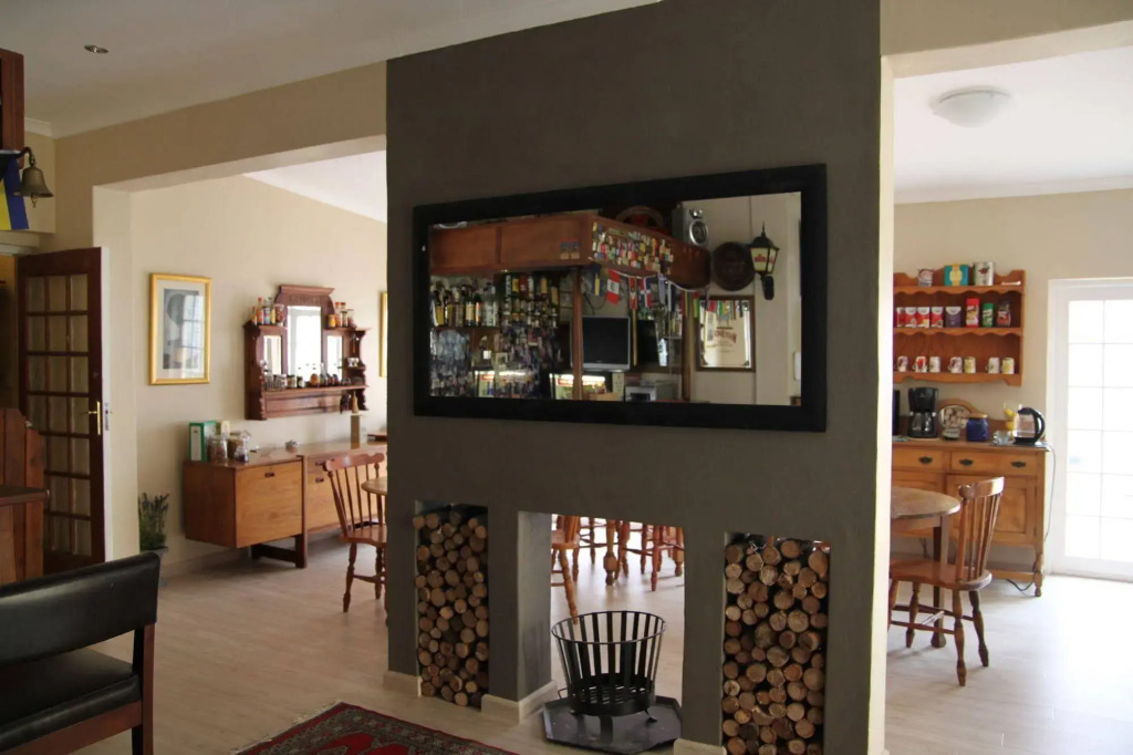 Mountain Manor Guest House & Executive Suites