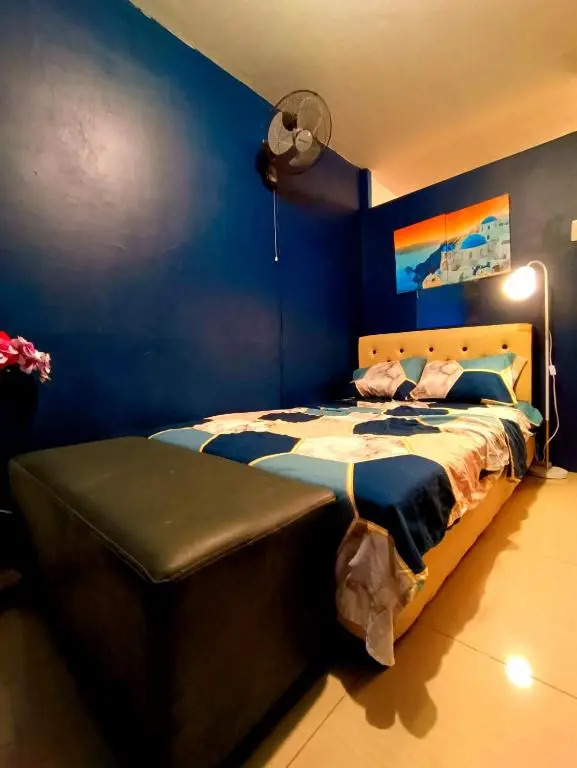 Mamby Gray's Place Balcony, Karaoke ,Wifi,Netflix &Kitchen