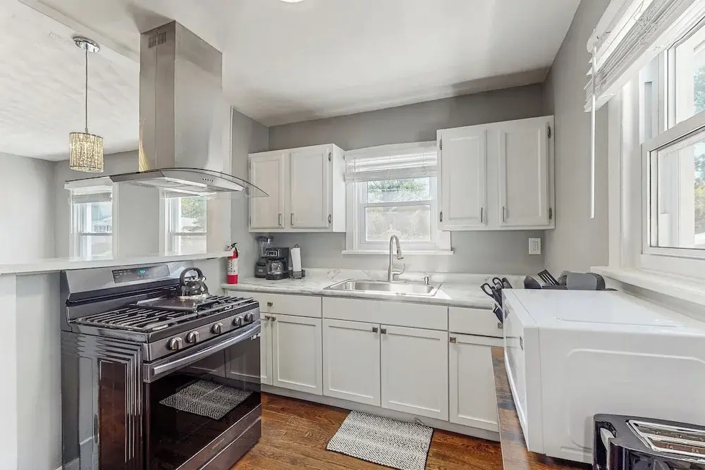 Group-friendly Michigan City Retreat Near Beach!